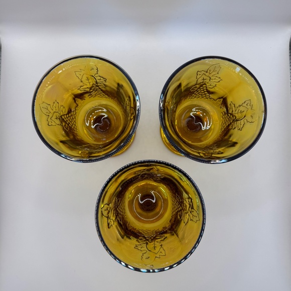 Indiana Glass Marigold Carnival Glass wine glasses. Set of 3 Amber Harvest Grape - Picture 4 of 7